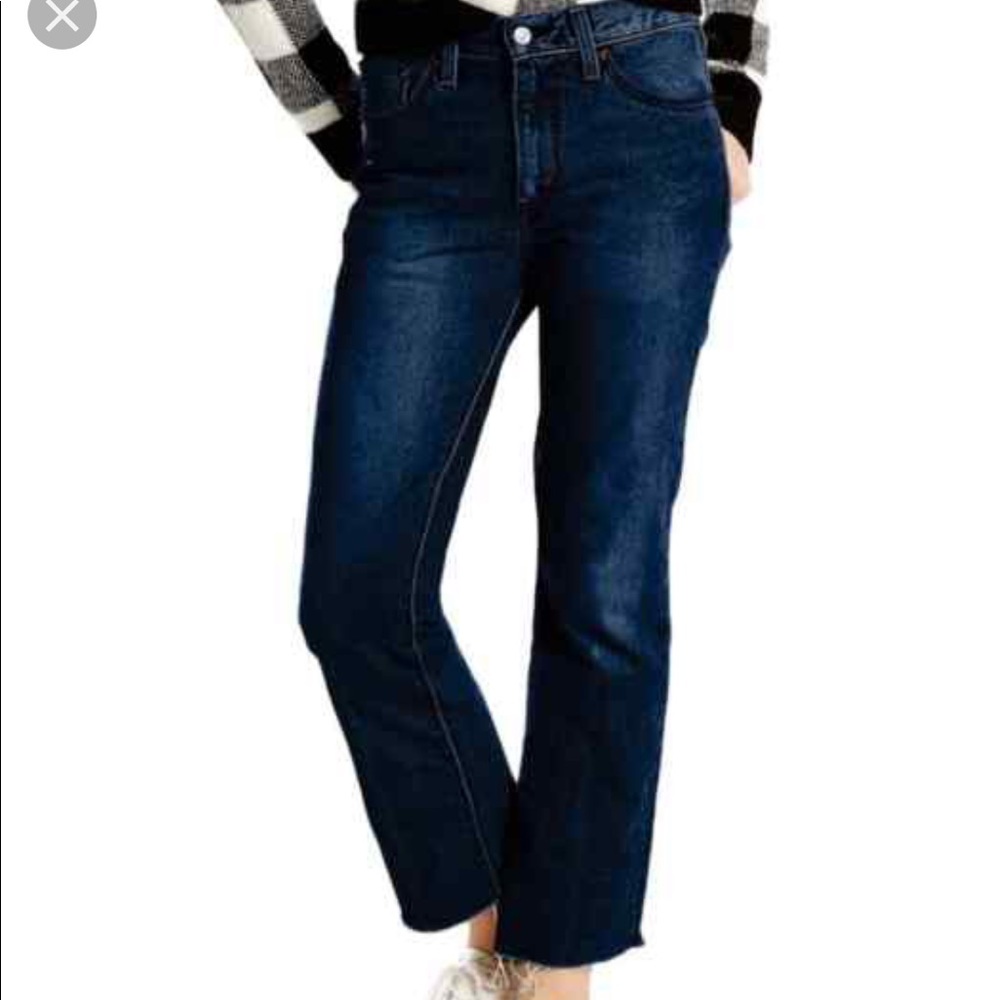 Levi’s Kick Flare Dark Wash Jeans NWOT